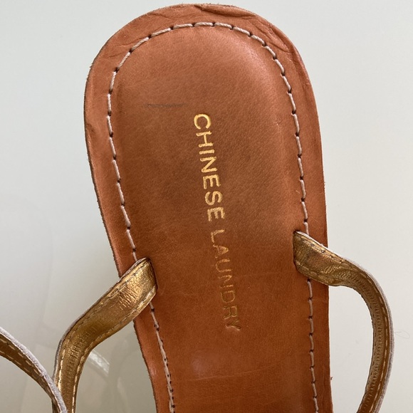 EUC - Chinese Laundry gold strappy sandals. Size 9. Riza. Wedge heel. - Picture 4 of 8